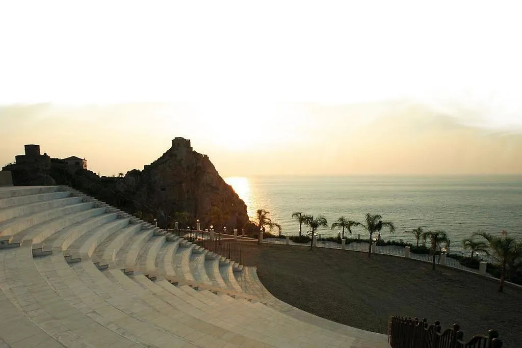 Capo Dei Greci Taormina Coast Hotel & Spa Сант-Алессио-Сикуло