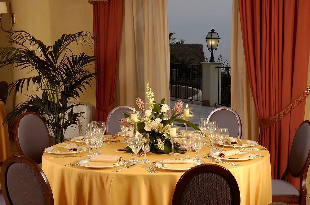 Capo Dei Greci Taormina Coast Hotel & Spa Сант-Алессио-Сикуло
